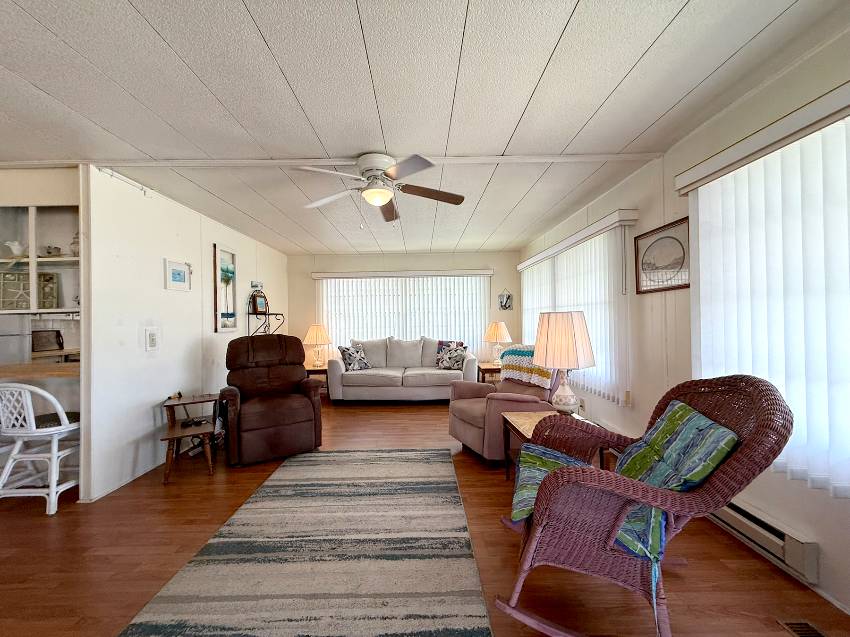 31 Center Rd a Palmetto, FL Mobile or Manufactured Home for Sale